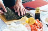 “探索日韩文化的魅力与多样性，感受异国风情的旅程”